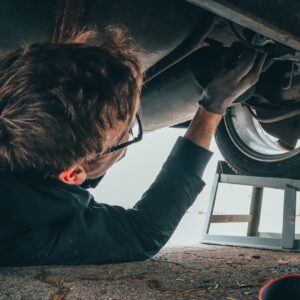 Cum să îți alegi și să îți montezi piesele auto potrivite pentru mașina ta